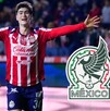Armando González, delantero de Chivas durante el gol ante los Tuzos del Pachuca en la jornada 16 del Apertura 2025.