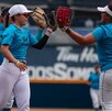 Sofbolistas de Sultanes femenil durante un juego de interescuadras de cara a la temporada 2026 en la LMS.