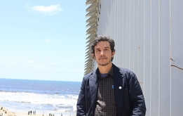 Imagen para ilustrar una entrevista al autor Vicente Alfonso.