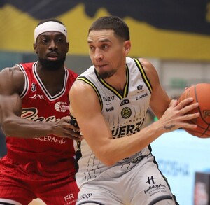 Fuerza Regia vs Diablos Rojos en el tercer juego de la Gran Final de la LNBP 2025.