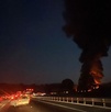 incendio de una pipa en la autopista méxico-puebla y autos en la vialidad
