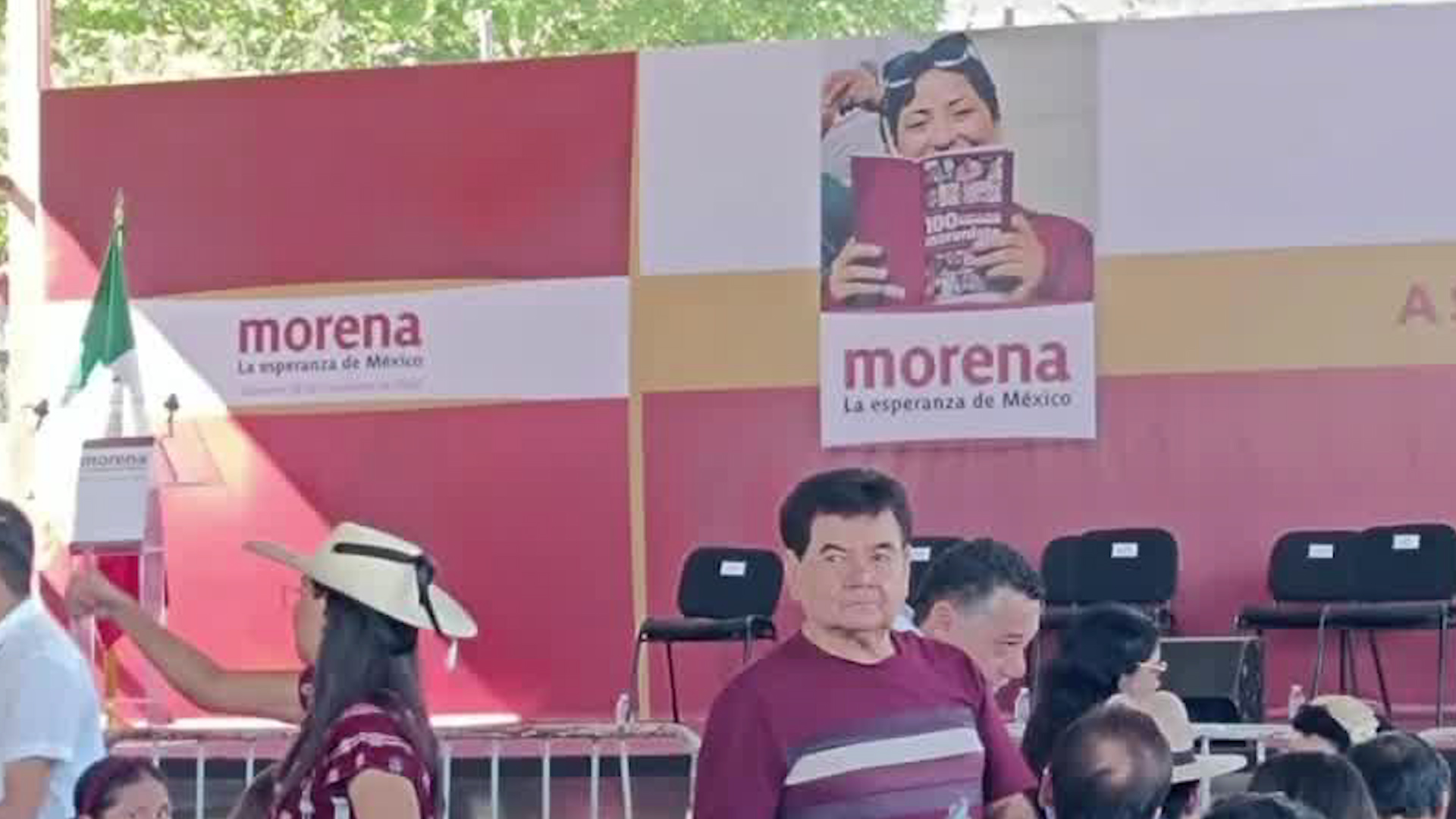 José Bazán Gonzáles, fue herido en un ataque armado en una fonda de Tlapa de Comonfort, Guerrero. La víctima fue trasladada a un hospital.