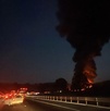 incendio de una pipa en la autopista méxico-puebla y autos en la vialidad