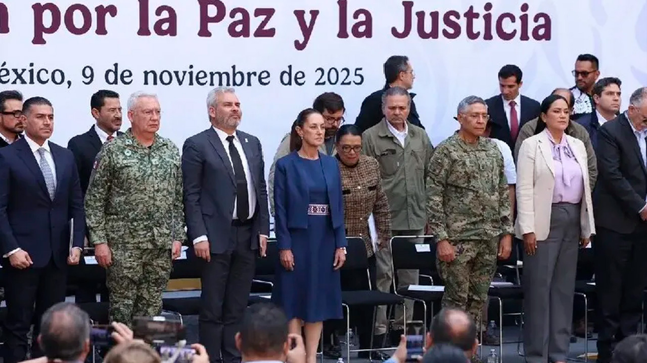 Claudia Sheinbaum presentó el Plan Michoacán por la Paz y la Justicia, una estrategia integral de seguridad con inversión superior a 57 mil millones de pesos.