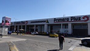 Fachada de la Central de Camiones 