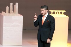 Imagen del gobernador de Nuevo León durante su Cuarto Informe de Gobierno.