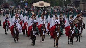 Elementos del Ejército Mexicano participaron en el Desfile de la Revolución Mexicana en el Zócalo de la Ciudad de México.
