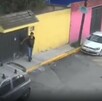 Luis saliendo de su casa para ir a vender un terreno en Tlalpan.