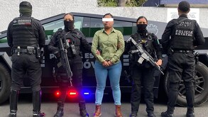 Estefany 'N', guardia de seguridad buscada por homicidio, es capturada mientras trabajaba en Zapopan.