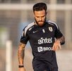 Nahitan Nández entrenando en el TSM