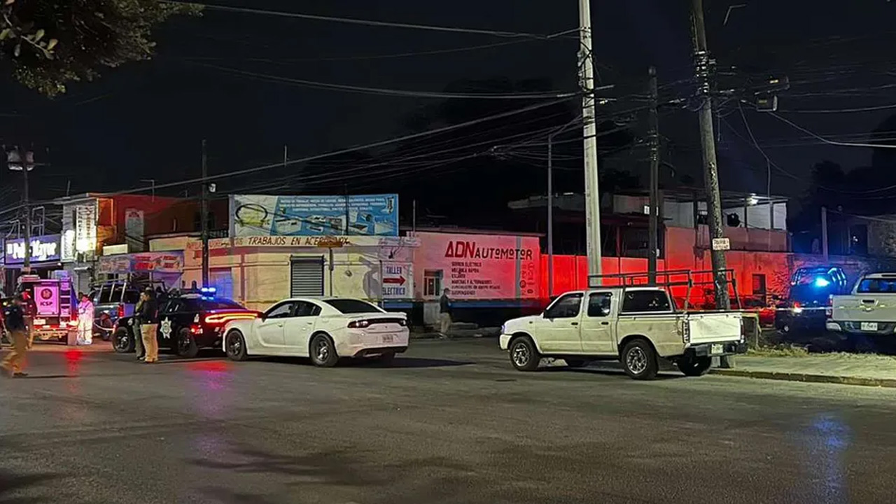 Un joven de 15 años murió tras una riña entre grupos de adolescentes en la colonia Estrella, en Monterrey.