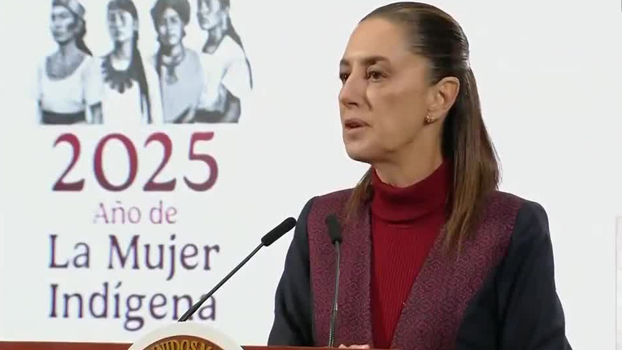 Sheinbaum consideró positiva la propuesta de adelantar la revocación de mandato al 2027, año de elecciones intermedias, pues evitaría gastos adicionales.
