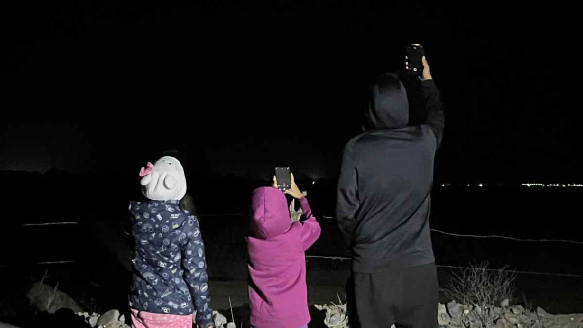 Habitantes de García reunidos en carretera Icamole