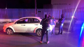 Hombre acusado de ser autor material de ataque armado a Policías de Gómez Palacio en el momento de su detención.
