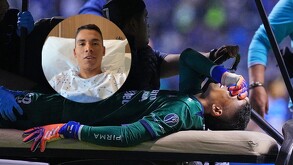 Kevin Mier en el 'carrito de las desgracias' saliendo luego de su lesión de tibia.