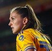 Jugadora de Tigres Femenil durante el partido entre las Amazonas y Juárez en Cuartos de Final del Apertura 2025.