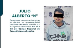 Ficha de detención de la Fiscalía. Hombre con mostacho y ojos blurreados aparece