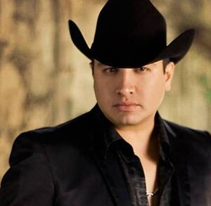 Julión Álvarez es uno de los artistas anunciados para participar en el Palenque de León.