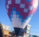 Dos globos aerostáticos aterrizaron de emergencia sobre dos de las vialidades más transitadas de la ciudad de León.
