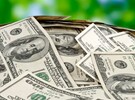 Montaña de dólares estadounidenses.