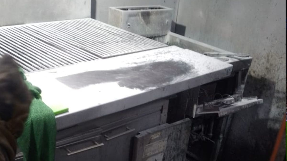 El incendio pudo haber comenzado en el área de la cocina del restaurant