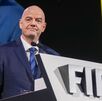 Gianni Infantino, presidente de la FIFA, dando un anuncio durante una conferencia de prensa.