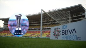 Trofeo de la Liga Expansión MX en el Estadio del Atlético Morelia.