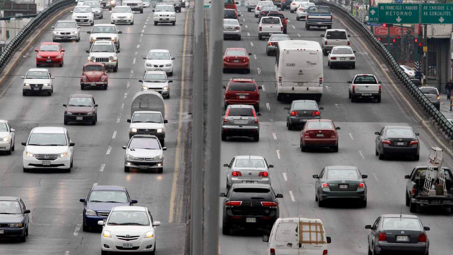 San Pedro cerrará por tres semanas el carril de incorporación de Lázaro Cárdenas a Gómez Morín por trabajos de rehabilitación en un puente.