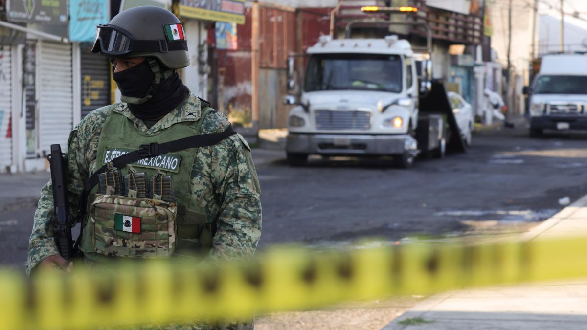Imagen del exterior del Bar La Coss, que fue acordonado, para que las autoridades realizaran las investigaciones correspondientes.