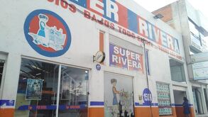 Dentro de la cámara frigorífica del Super Rivera en Apizaco Tlaxcala, fue encontrada muerta Matilde Yadira de 55 años.