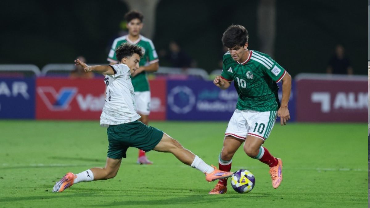 Máximo Reyes en un partido del Mundial Sub 17