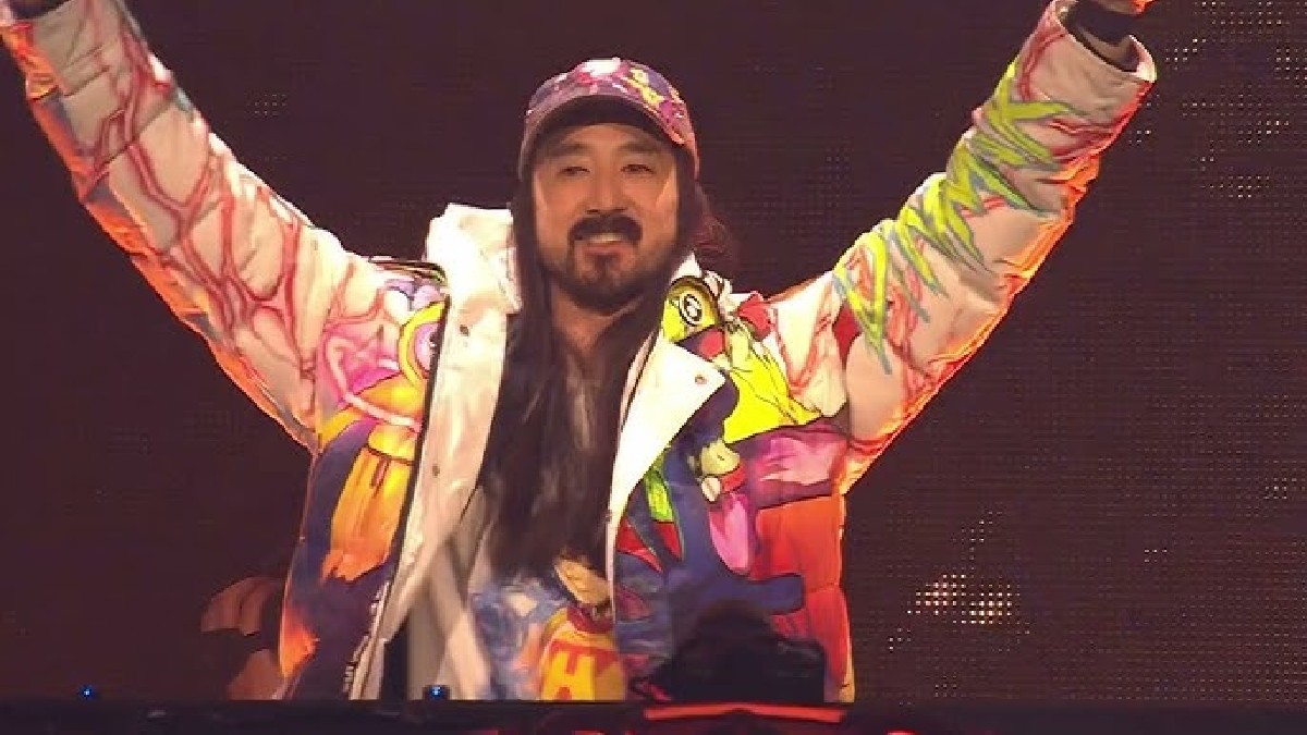 El DJ Steve Aoki será el encargado de encender el escenario del Teatro del Pueblo en la Feria de Querétaro.