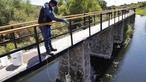 Estudios toxicológicos en habitantes del Río Santiago revelan altas concentraciones de metales pesados en sangre y orina.