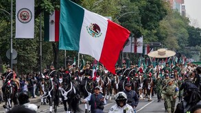 Desfile de la Revolución Mexicana llevado a cabo el 20 de noviembre en calles de la Ciudad de México