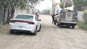 Movilización por asalto en negocio en Escobedo.