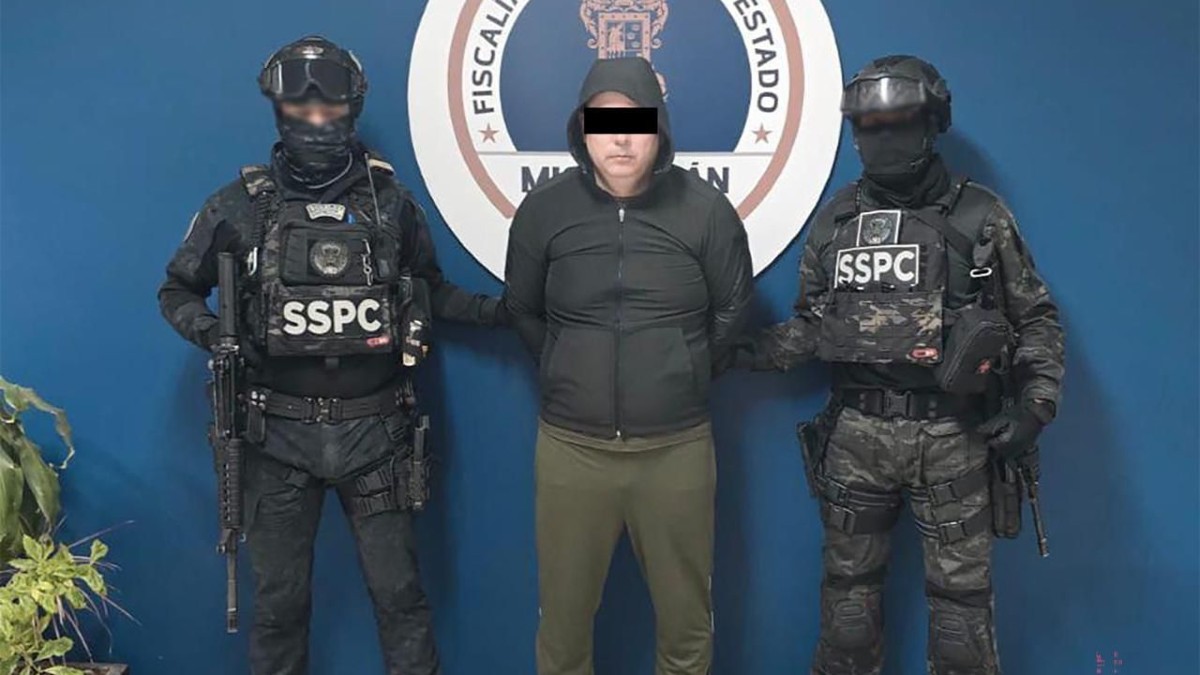 Carlos Manzo alcalde de Uruapan asesinado a balazos