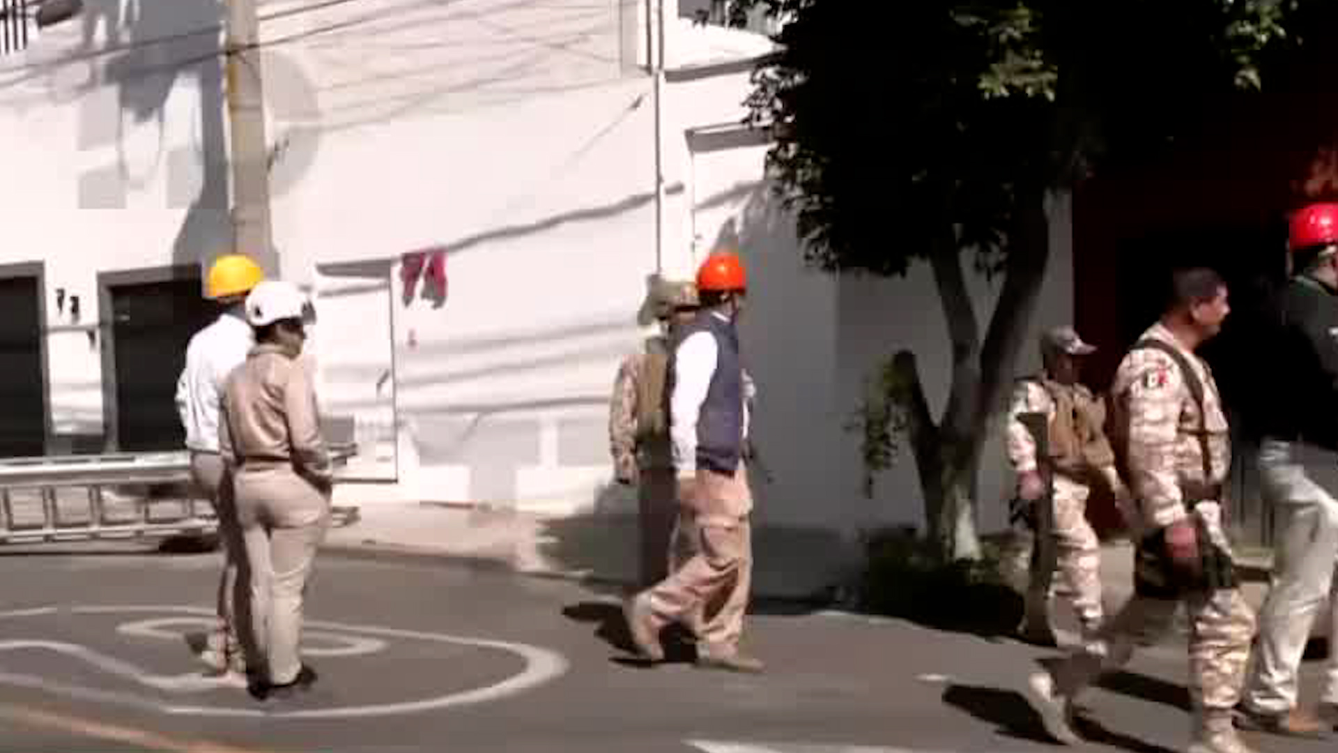 Vecinos de la zona reportaron un fuerte olor a gasolina que resultó en dos tomas cercanas a un ducto de PEMEX.