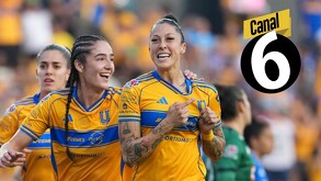 Jugadoras de Tigres Femenil festejando un gol en la Semifinal del Apertura 2025.