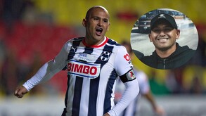 Humberto Suazo en su paso por los Rayados.