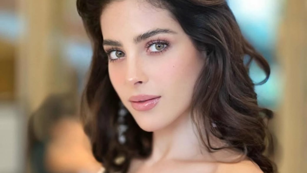 Fátima Bosch close up