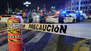 Tráiler arrolla a pareja de motociclistas en División del Norte, Coyoacán, Ciudad de México.