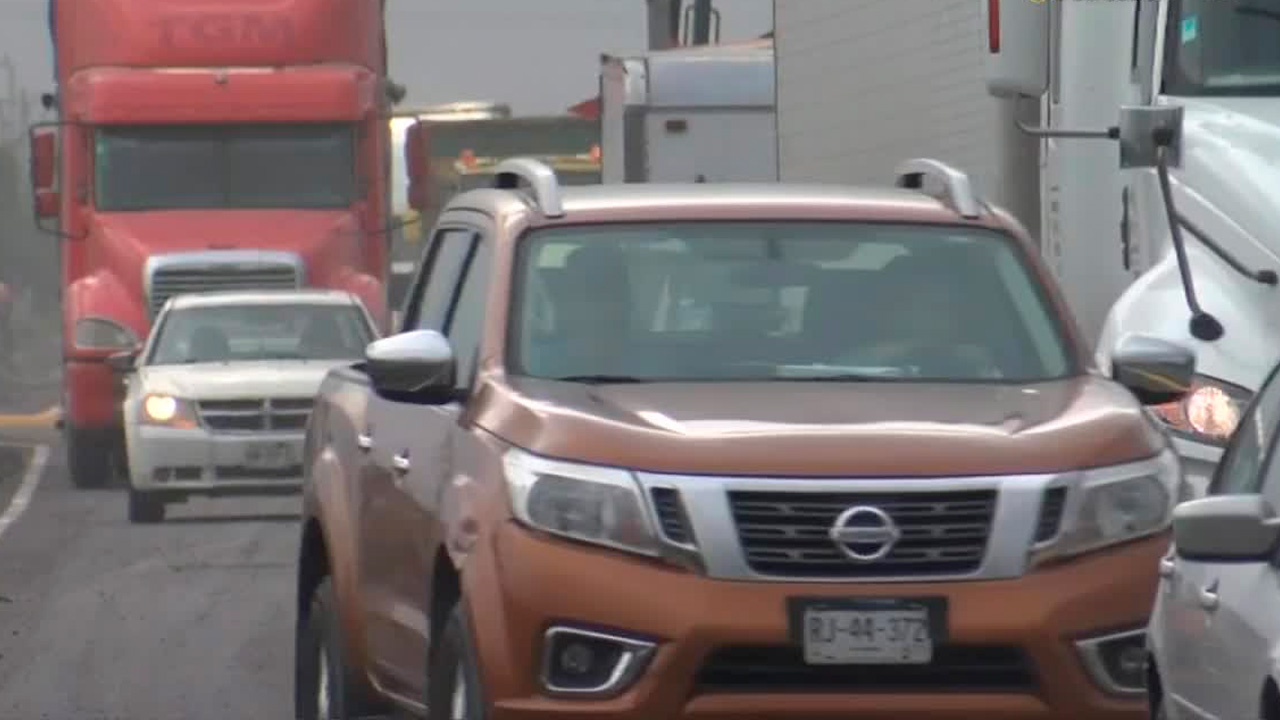 El Gobierno del Edomex propuso en el Paquete Fiscal 2026 aumentar 2% el peaje al transporte pesado para destinar el excedente a la reparación de baches.