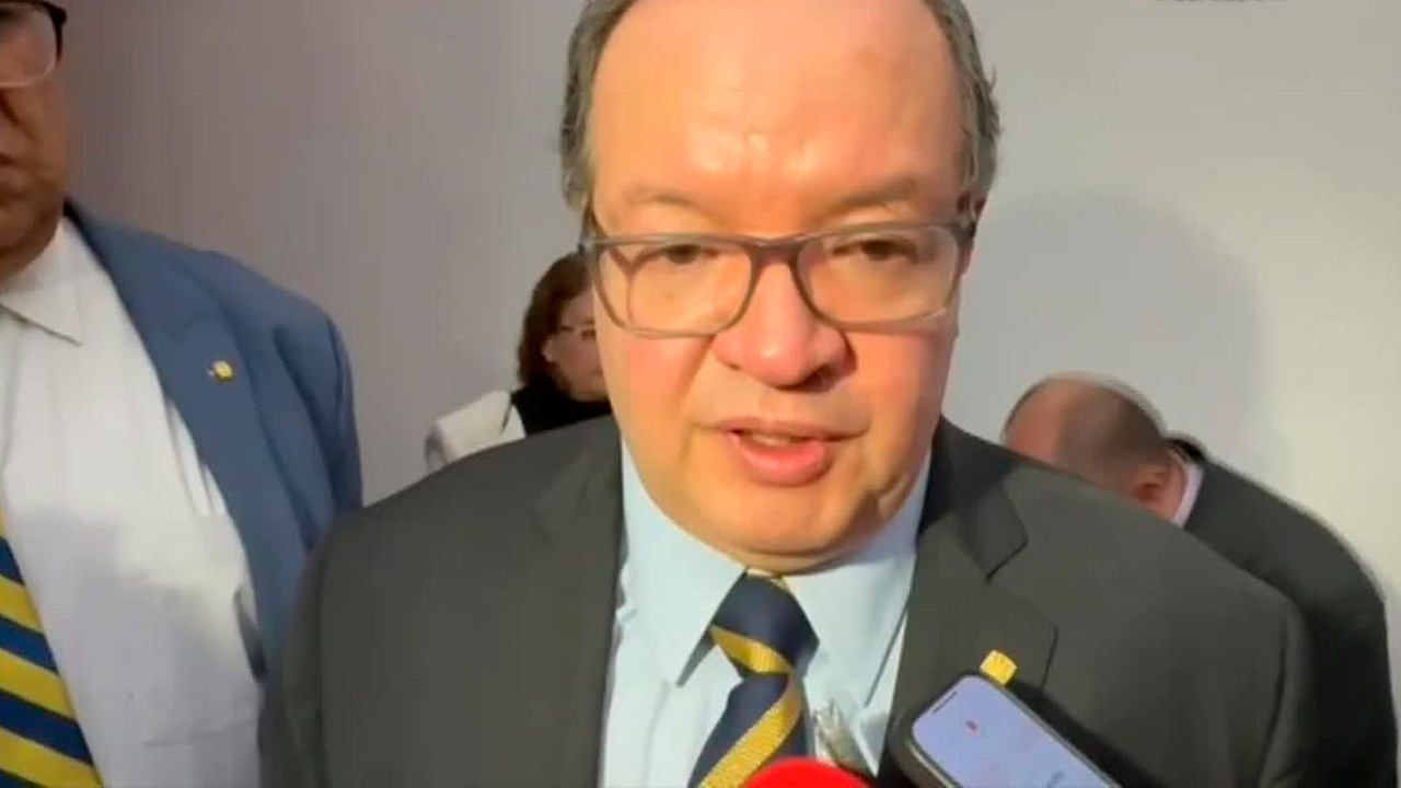 El rector de la UNAM, Leonardo Lomelí, pidió esclarecer las detenciones realizadas tras la marcha de la Generación Z.