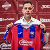 Miguel de Jesús Fuentes siendo presentado como nuevo entrenador del Atlante en diciembre de 2024.