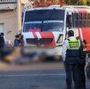 Un camión del transporte público fue víctima de un ataque a balazos en Michoacán, el chofer habría muerto.