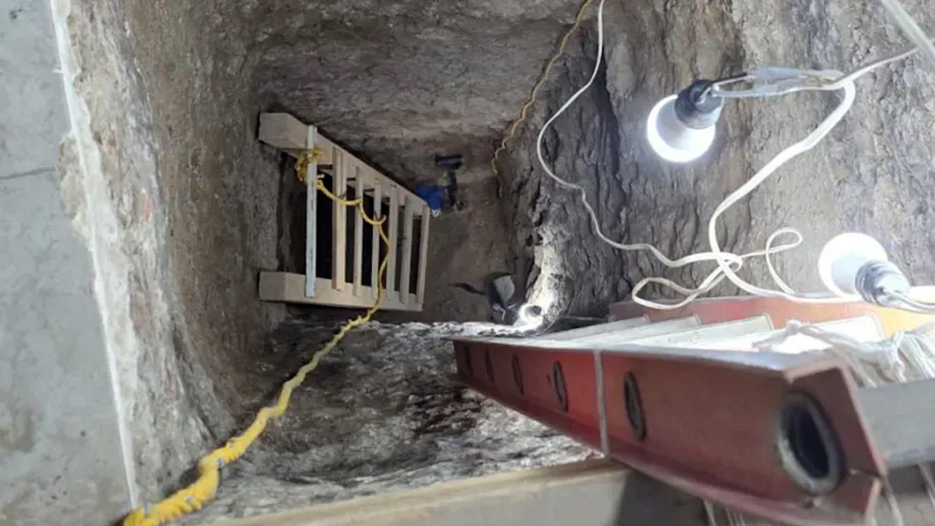 Después del operativo donde se encontraron dos túneles presuntamente de huachicol, vecinos niegan haber levantado un reporte.