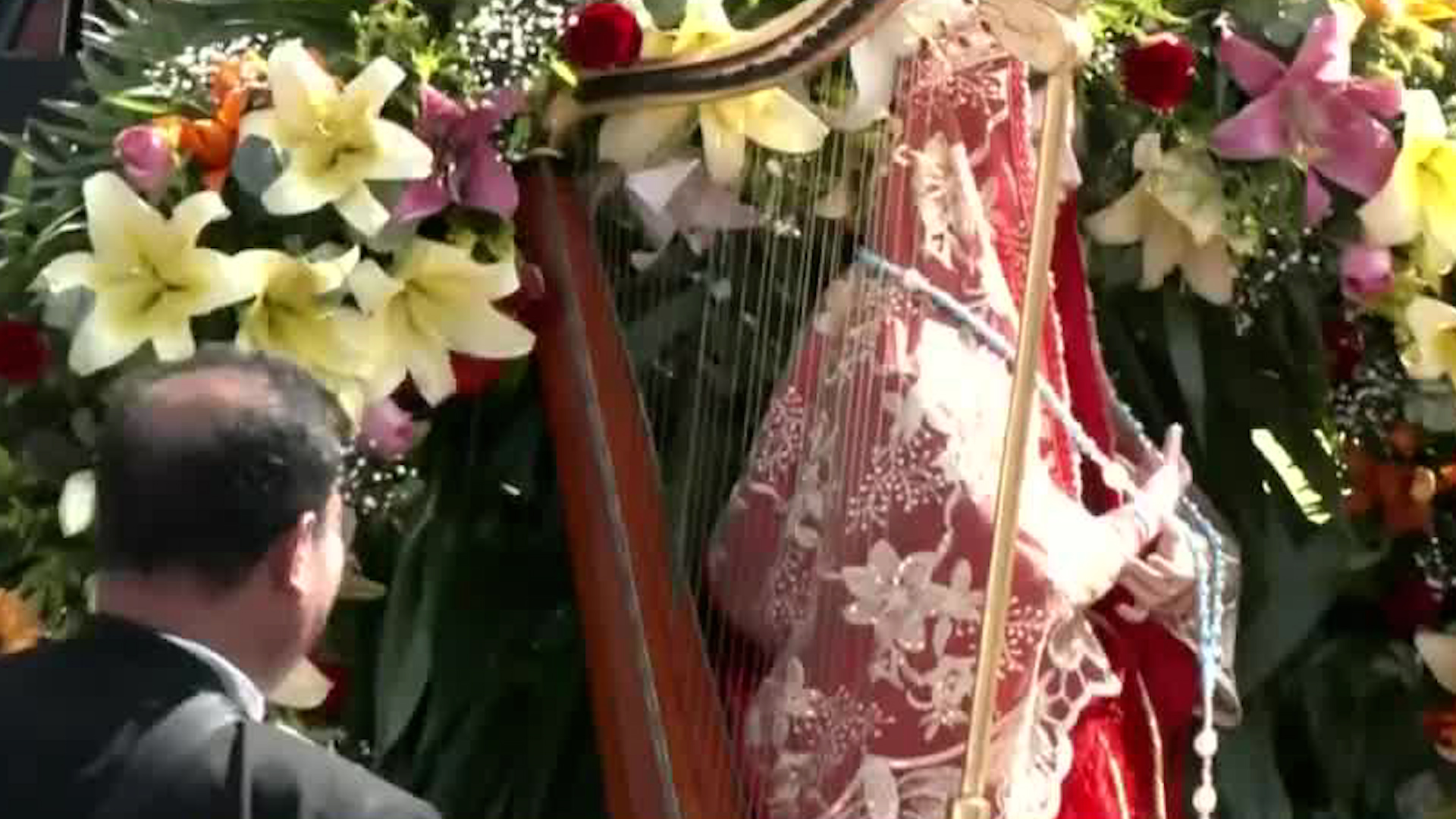 Plaza de Garibaldi se llena de cientos de músicos para celebrar el Día de Santa Cecilia.