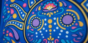 El jersey tematizado de los Capitanes de la Ciudad de México cuenta con un ajolote al centro con el diseño típico de los alebrijes.