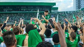 El Chapecoense celebrando su ascenso a la Serie A.