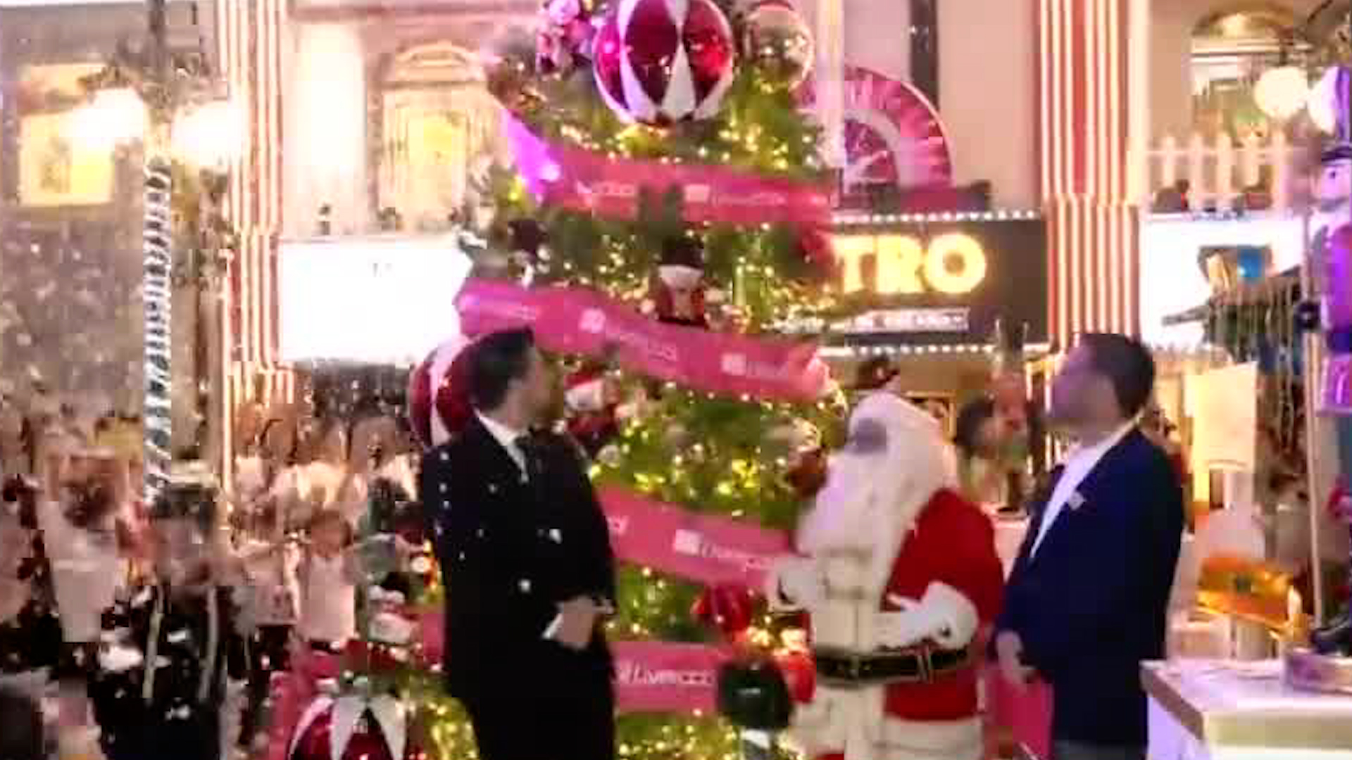 Con el encendido del árbol de navidad, Kidzania inicia el plan de navidad con todas las actividades de temporada.